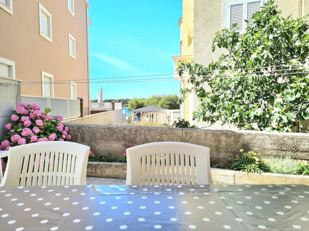 Apartment Ivana Brodarica  Zewnętrze zdjęcie